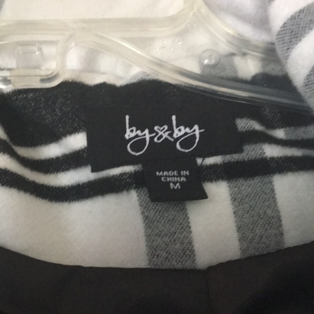 Jacket - Picture 3 of 4